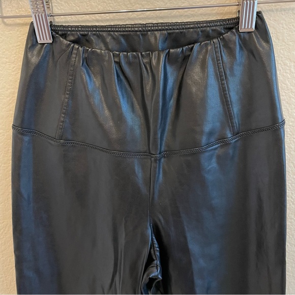 Wilfred Free Daria High Waist Pant Leggings Size XS Black Faux Vegan Leather - Picture 4 of 5